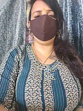 Snapshot of cute-tanvi chatting on July 7, 7:23 am cute-tanvi online show from July 7, 7:23 am