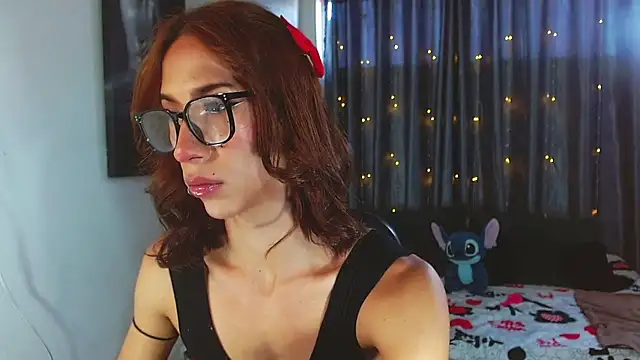 Kenisha Sweet online show from May 1, 8:03 pm