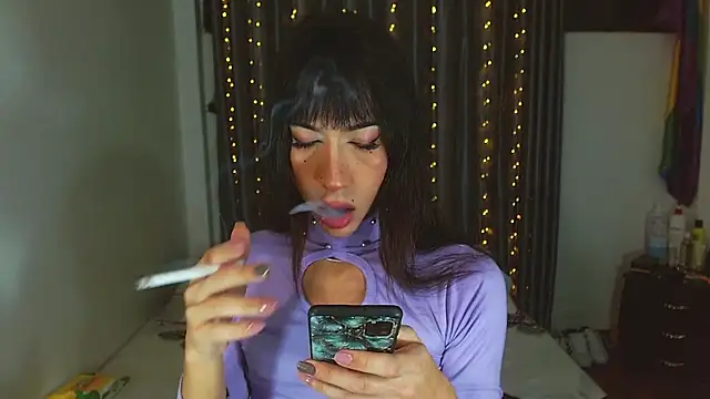 Kenisha Sweet online show from March 18, 12:03 am