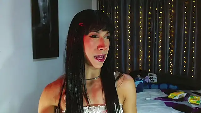 Kenisha Sweet online show from April 17, 11:40 pm