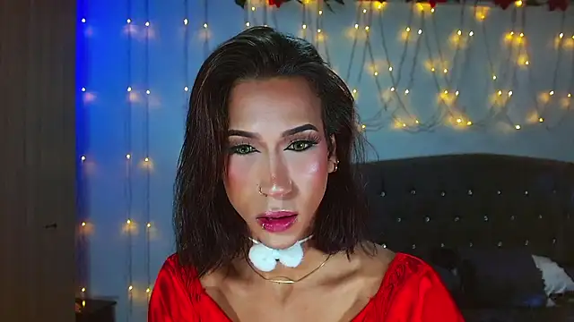 Snapshot of Kenisha_Sweet chatting on February 18, 9:20 pm Kenisha Sweet online show from February 18, 9:20 pm