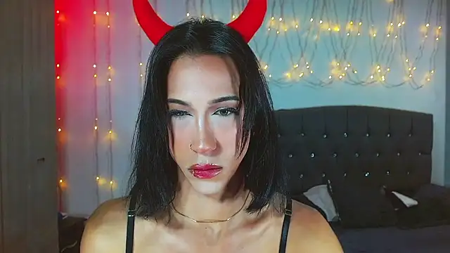 Snapshot of Kenisha_Sweet chatting on March 2, 9:08 pm Kenisha Sweet online show from March 2, 9:08 pm