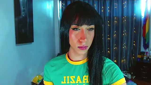 Kenisha Sweet online show from April 12, 4:10 pm