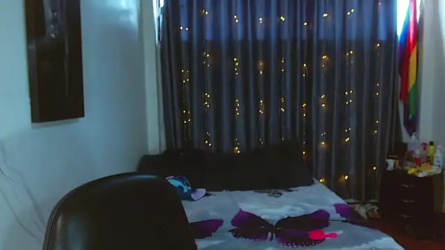 Kenisha Sweet online show from April 4, 6:58 pm