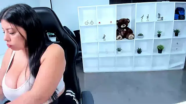 natural bigboobs online show from December 2, 8:54 pm