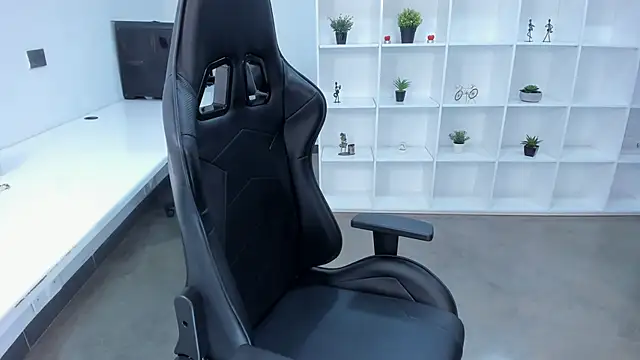 natural bigboobs online show from October 29, 7:46 pm