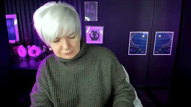 CarmenSoft online show from December 21, 8:53 pm