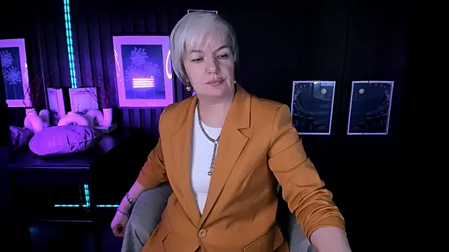 CarmenSoft online show from July 15, 9:16 am
