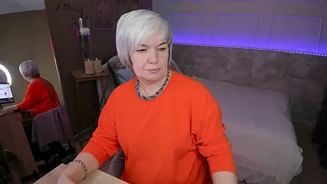 CarmenSoft online show from May 15, 8:51 pm