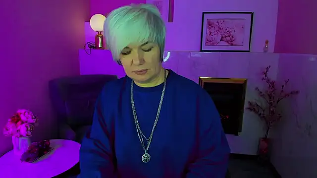 Snapshot of CarmenSoft chatting on November 23, 8:52 pm CarmenSoft online show from November 23, 8:52 pm