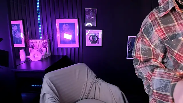 CarmenSoft online show from April 22, 8:48 pm