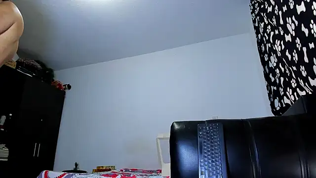 ares sexxx online show from December 4, 1:32 pm