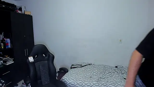 ares sexxx online show from April 15, 9:26 am