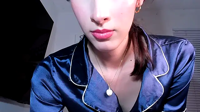 valeria gonzales  online show from March 8, 12:11 am