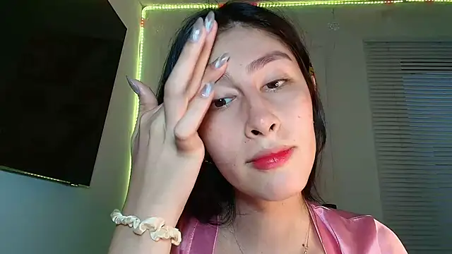 valeria gonzales  online show from February 19, 10:18 pm