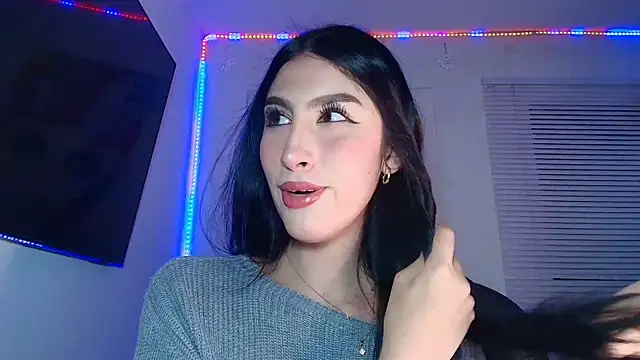 valeria gonzales  online show from April 12, 4:05 am
