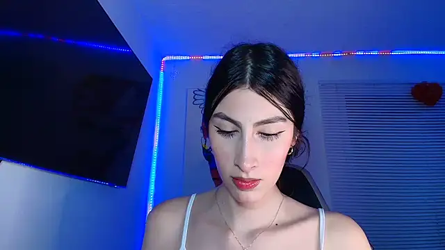 valeria gonzales  online show from January 7, 10:59 pm