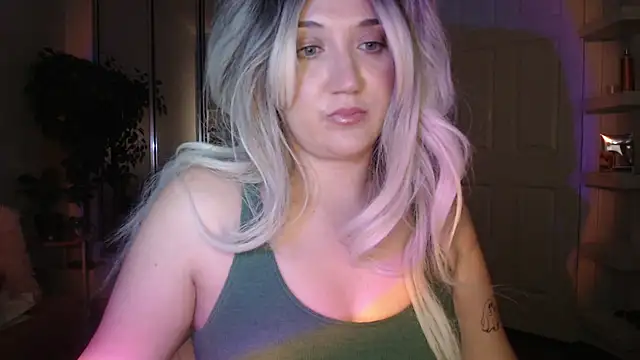 GoddessEmmy online show from April 2, 5:47 am