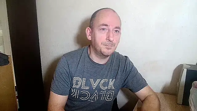 Johan   Barker online show from February 12, 1:33 pm