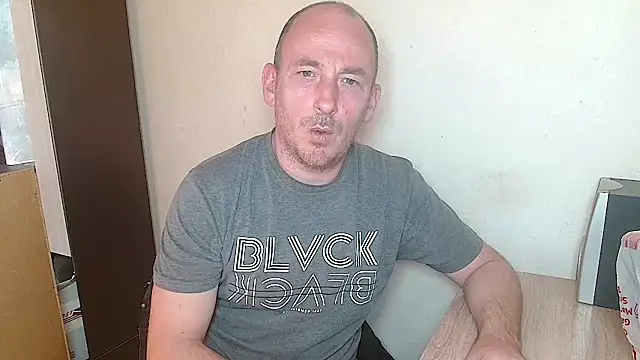 Johan   Barker online show from March 9, 1:58 pm