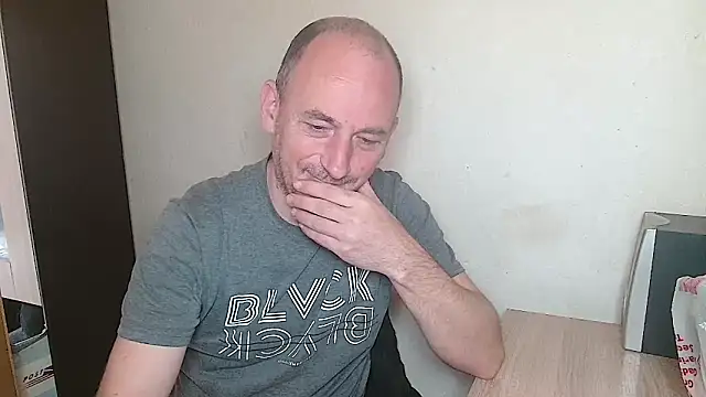 Johan   Barker online show from March 10, 11:47 am