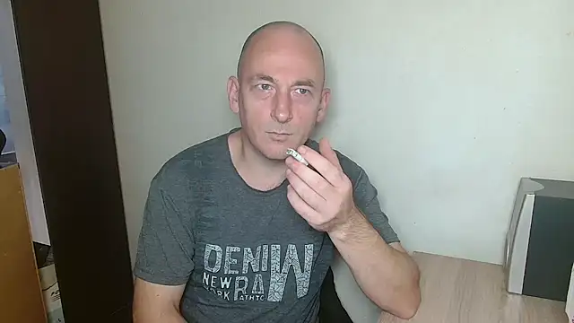 Johan   Barker online show from December 14, 1:49 pm