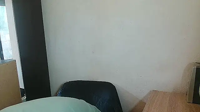 Johan   Barker online show from March 12, 12:53 pm