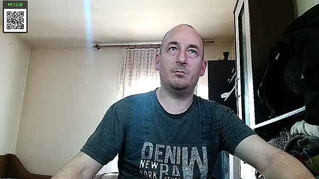 Johan   Barker online show from February 10, 11:15 am