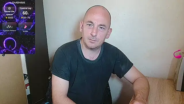 Snapshot of Johan___Barker chatting on June 10, 10:27 am Johan Barker online show from June 10, 10:27 am