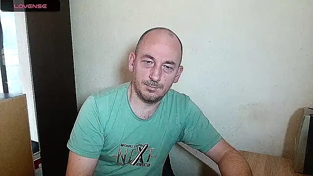 Johan   Barker online show from February 26, 1:00 pm