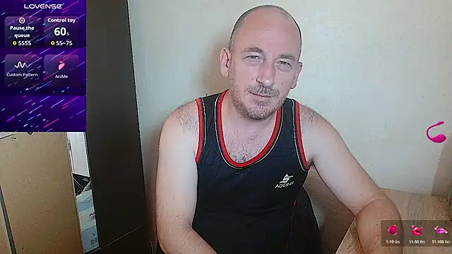 Snapshot of Johan___Barker chatting on July 7, 10:52 am Johan Barker online show from July 7, 10:52 am