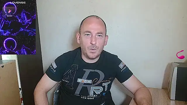 Snapshot of Johan___Barker chatting on June 2, 9:53 am Johan Barker online show from June 2, 9:53 am