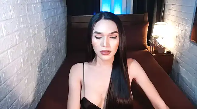 Snapshot of Sexy_Adrestia chatting on February 5, 8:32 am Sexy Adrestia online show from February 5, 8:32 am