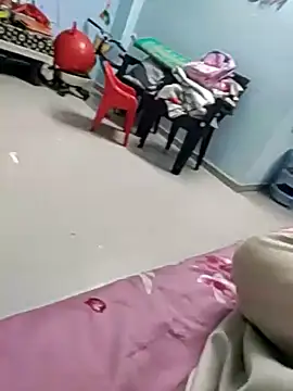 singh11591 online show from December 18, 2:16 am