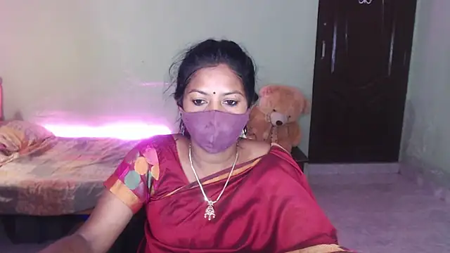 Snapshot of Novapol chatting on May 21, 1:41 pm Novapol online show from May 21, 1:41 pm