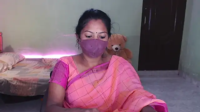 Snapshot of Novapol chatting on May 23, 12:37 pm Novapol online show from May 23, 12:37 pm
