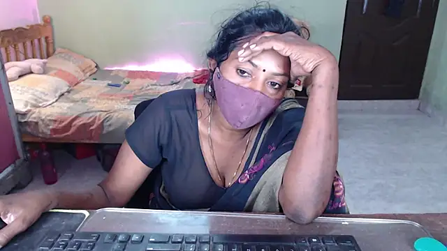 Novapol online show from April 10, 5:20 pm