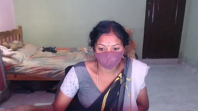 Snapshot of Novapol chatting on June 18, 2:00 pm Novapol online show from June 18, 2:00 pm
