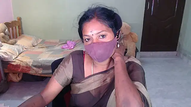 Snapshot of Novapol chatting on June 25, 5:29 pm Novapol online show from June 25, 5:29 pm