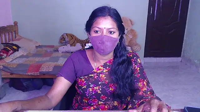 Snapshot of Novapol chatting on July 10, 6:46 am Novapol online show from July 10, 6:46 am