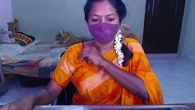 Snapshot of Novapol chatting on July 8, 1:56 pm Novapol online show from July 8, 1:56 pm