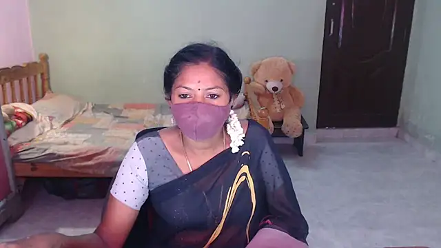 Snapshot of Novapol chatting on June 17, 1:43 pm Novapol online show from June 17, 1:43 pm