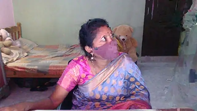 Snapshot of Novapol chatting on June 20, 1:16 pm Novapol online show from June 20, 1:16 pm