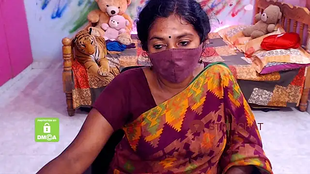 Snapshot of Novapol chatting on March 4, 5:45 pm Novapol online show from March 4, 5:45 pm