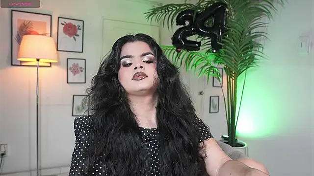 artechloe online show from October 28, 11:47 pm