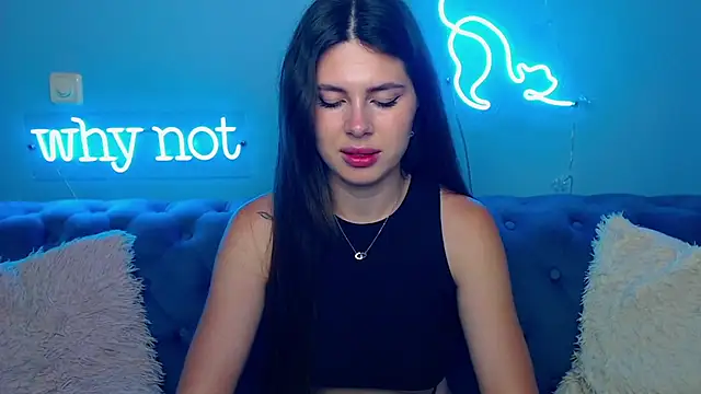 Snapshot of ViollinaLove chatting on June 27, 4:51 am ViollinaLove online show from June 27, 4:51 am
