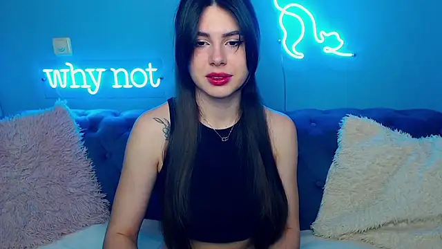 ViollinaLove online show from February 24, 5:43 am
