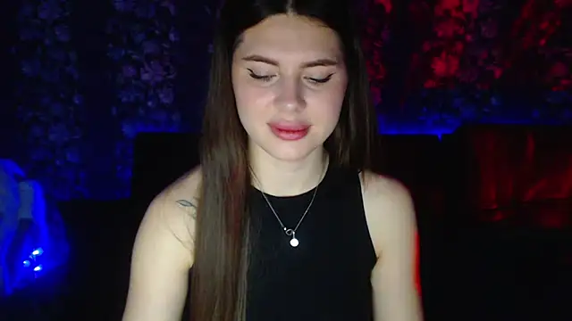 ViollinaLove online show from March 20, 5:41 am