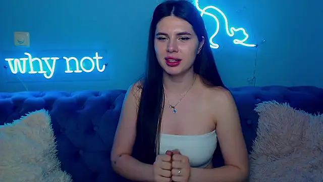 ViollinaLove online show from April 4, 4:57 pm