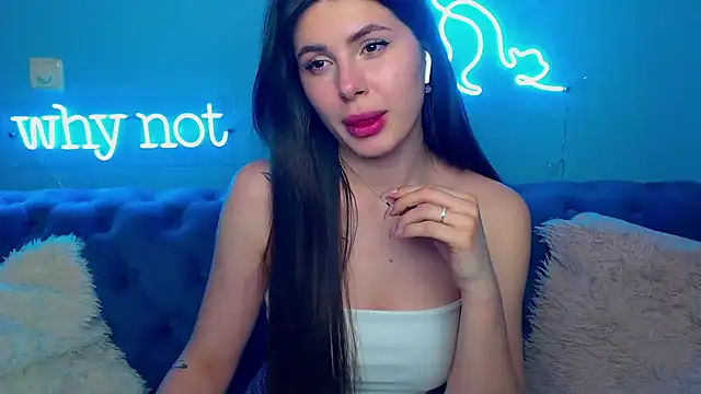 ViollinaLove online show from March 7, 6:02 pm